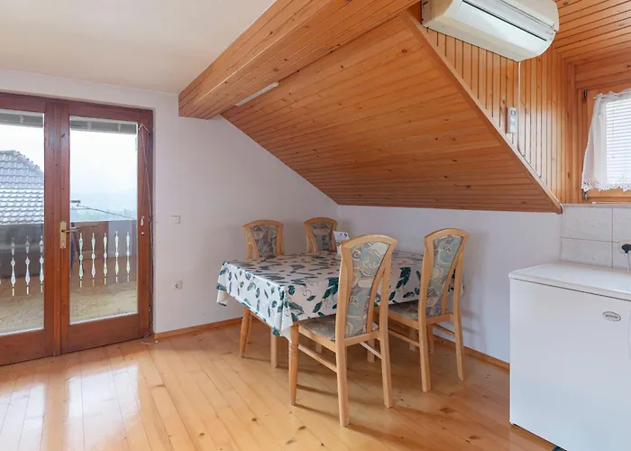 Apartmaji Marko Appartamento *